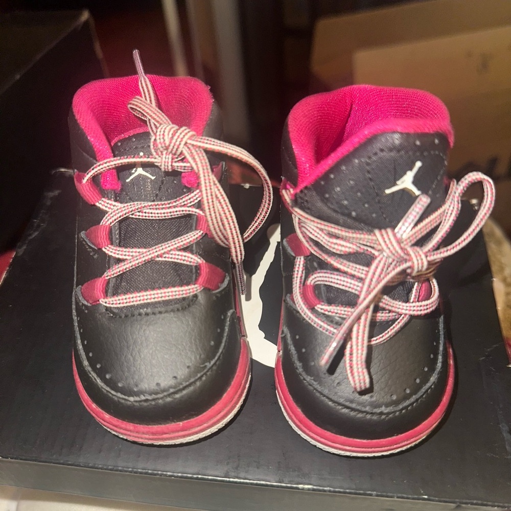 Jordan Kids Black and Pink Sneakers